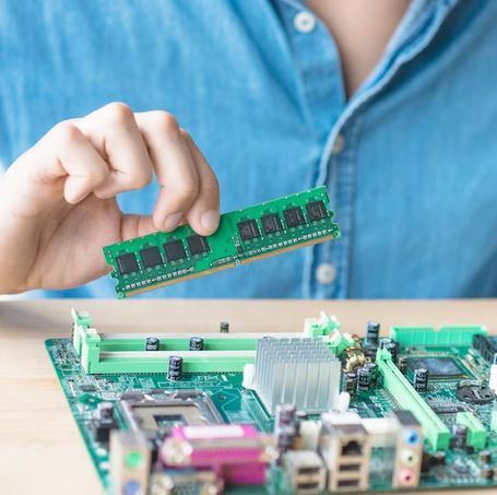como cambiar memoria RAM