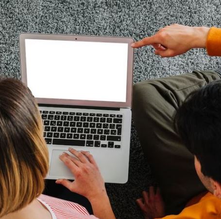 reparar pantalla portátil HP en Valencia